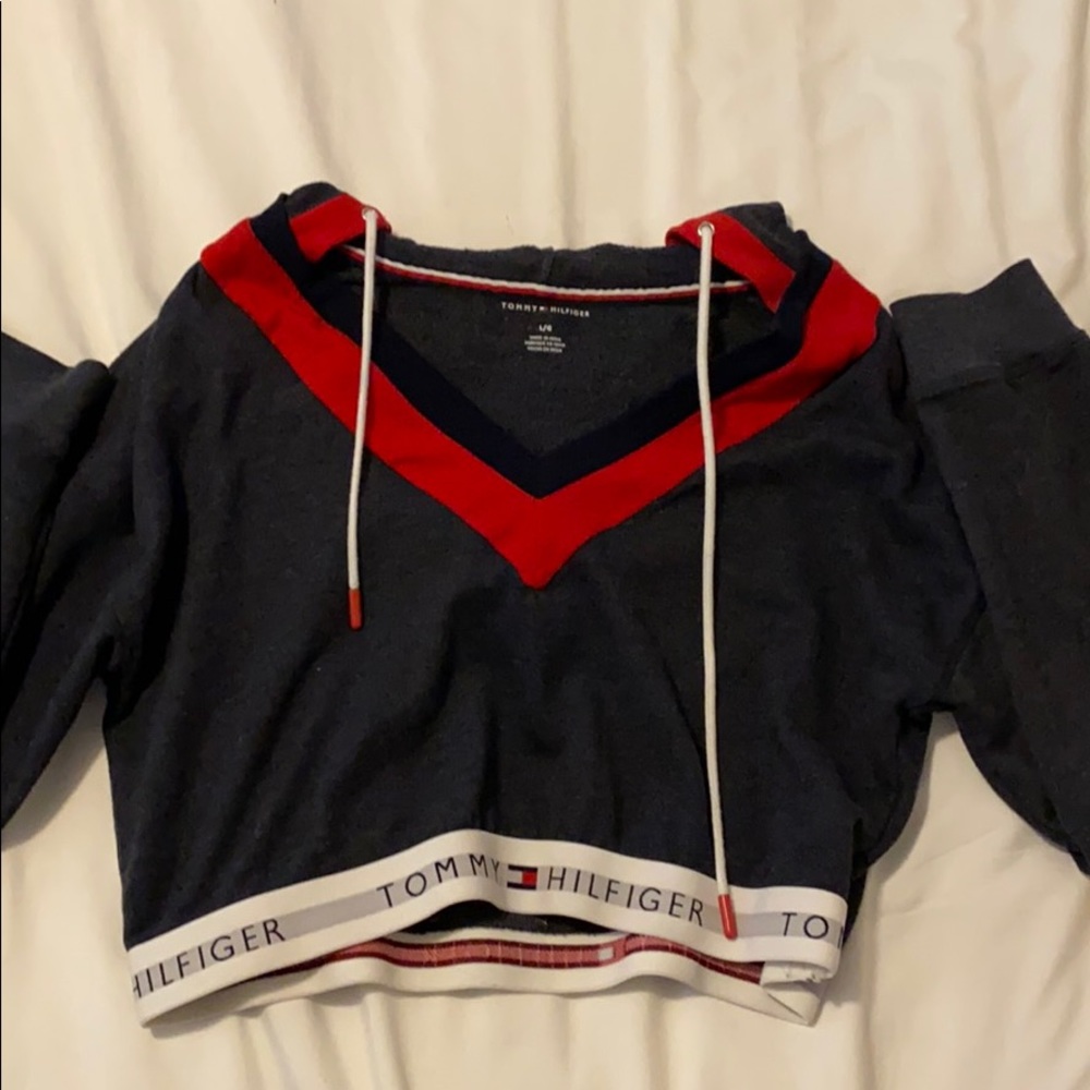 tommy holdover hoodie